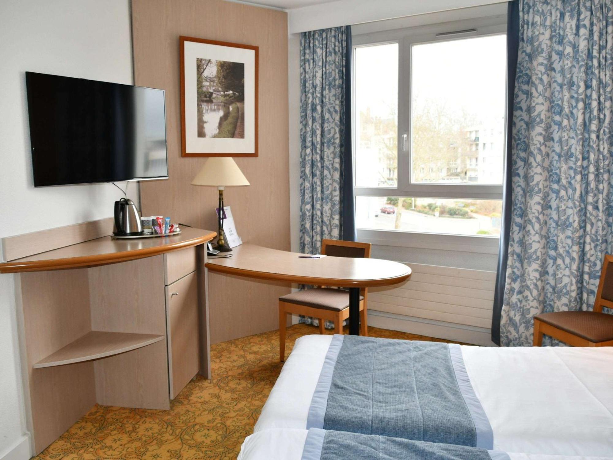 Mercure Nevers Pont De Loire Εξωτερικό φωτογραφία
