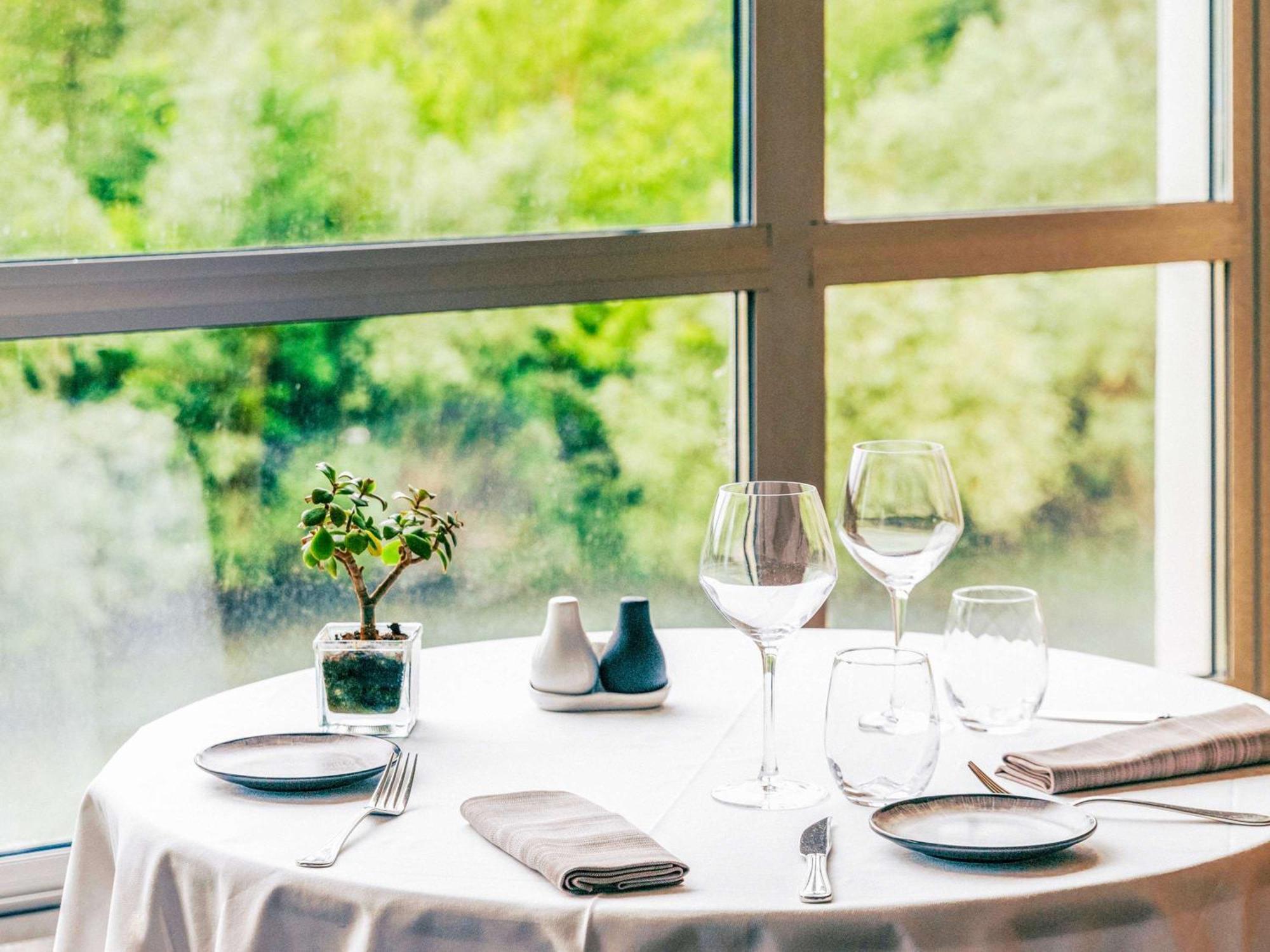 Mercure Nevers Pont De Loire Εξωτερικό φωτογραφία